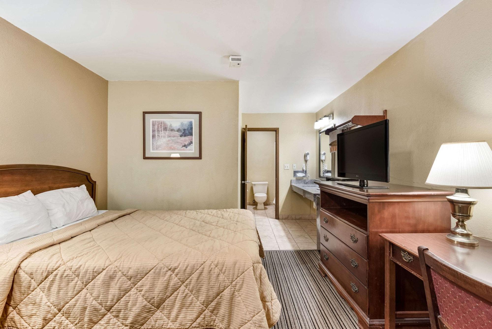 Rodeway Inn Колумбус Екстер'єр фото
