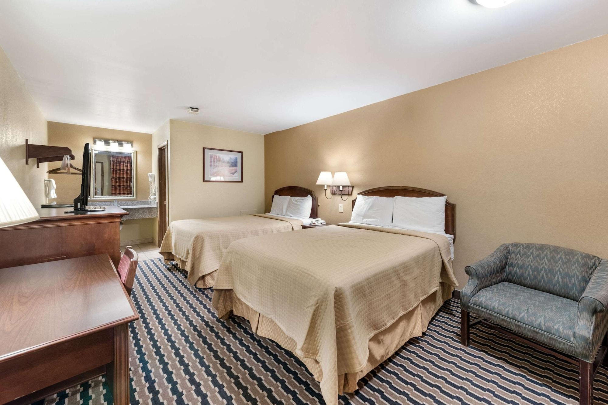 Rodeway Inn Колумбус Екстер'єр фото